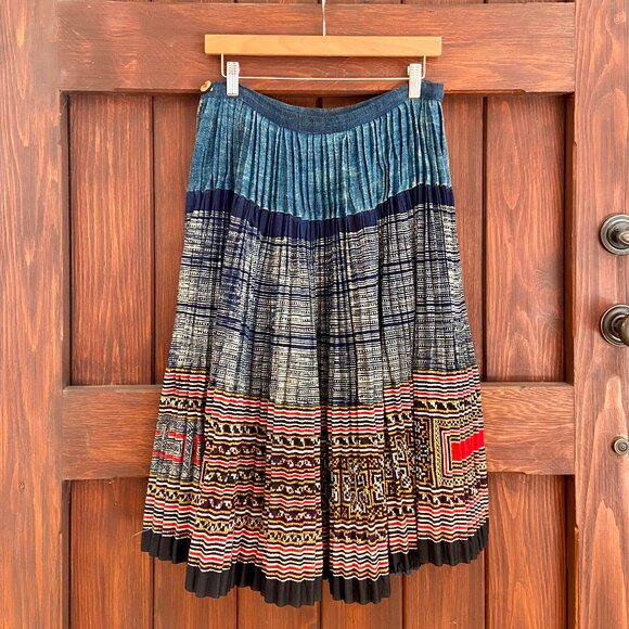 Tribal Hmong Skirt - DOSA INJIRI - Picture 1 of 6